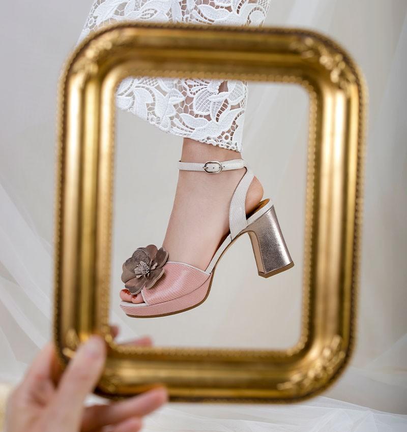 Chie Mihara BRI-KASKI PINK