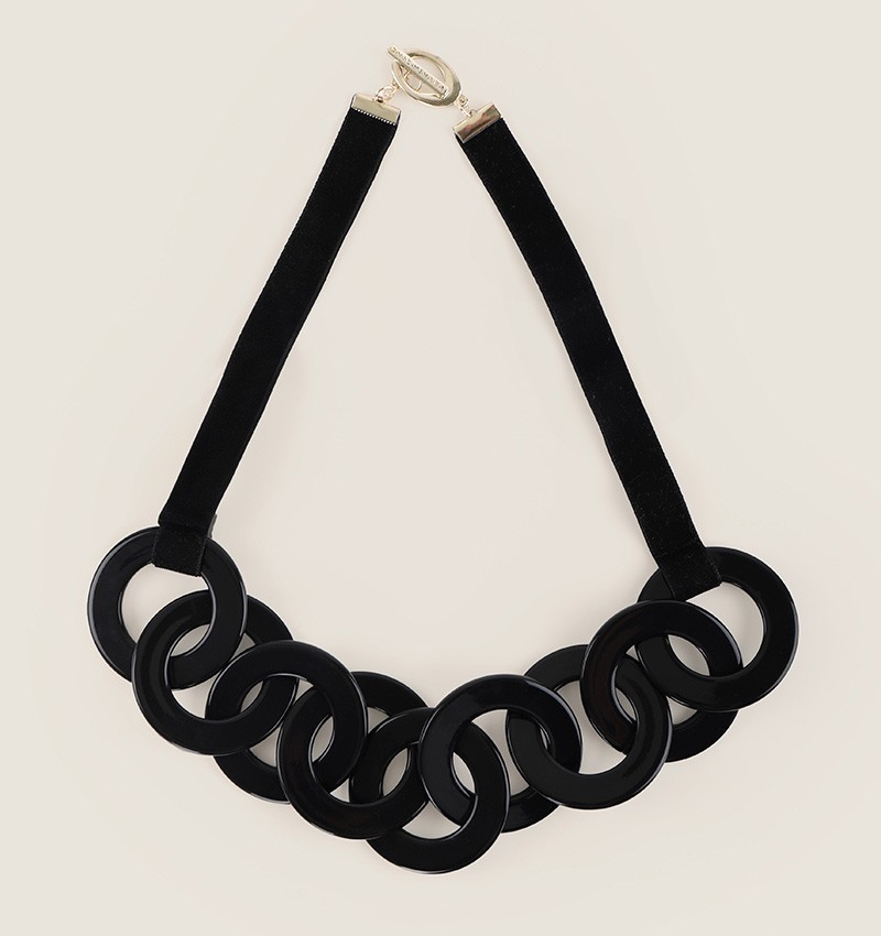 Chie Mihara COLLAR WAPA NEGRO