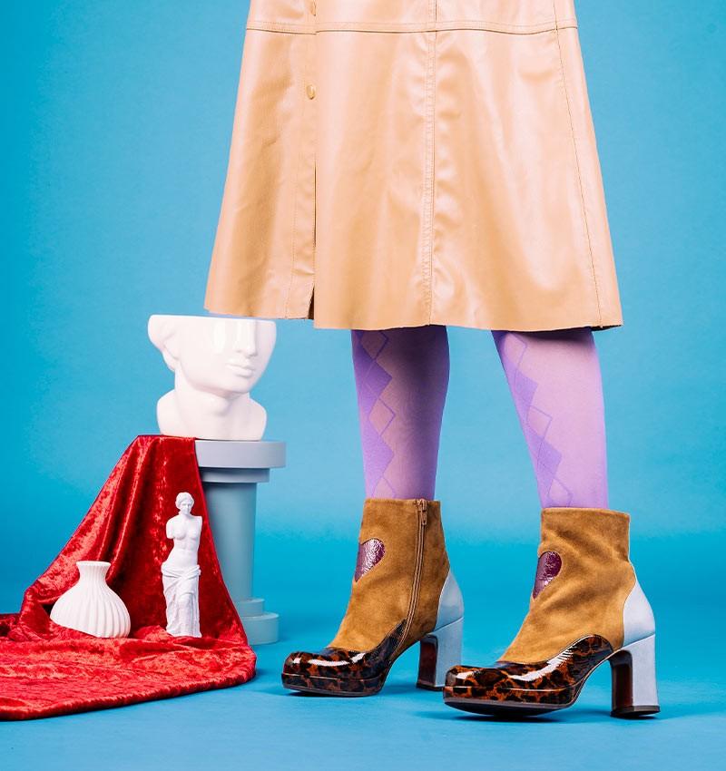 Chie mihara DANLOV BROWN