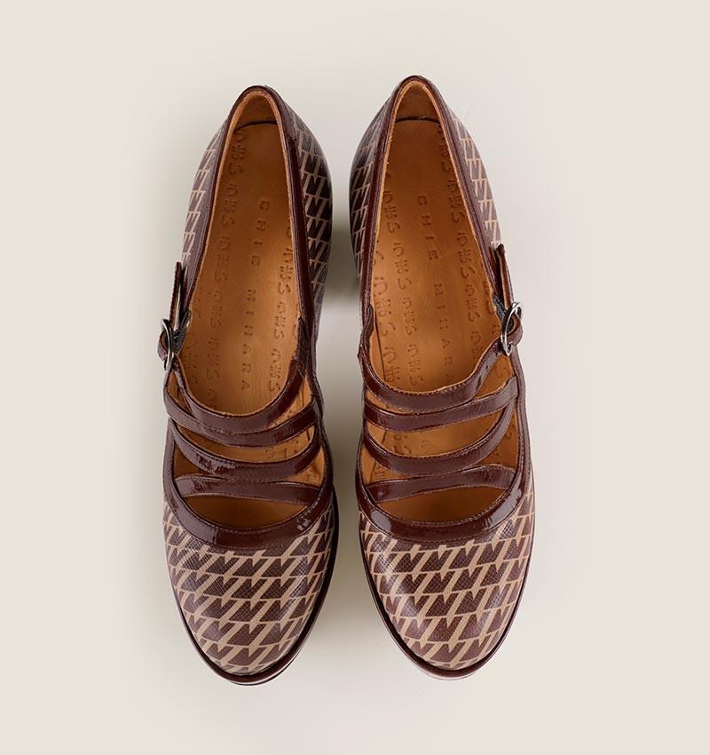 Chie Mihara DAYTON BROWN