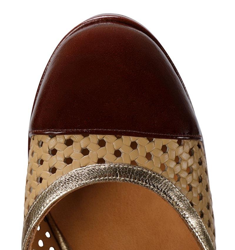 Chie Mihara DELIVER BROWN