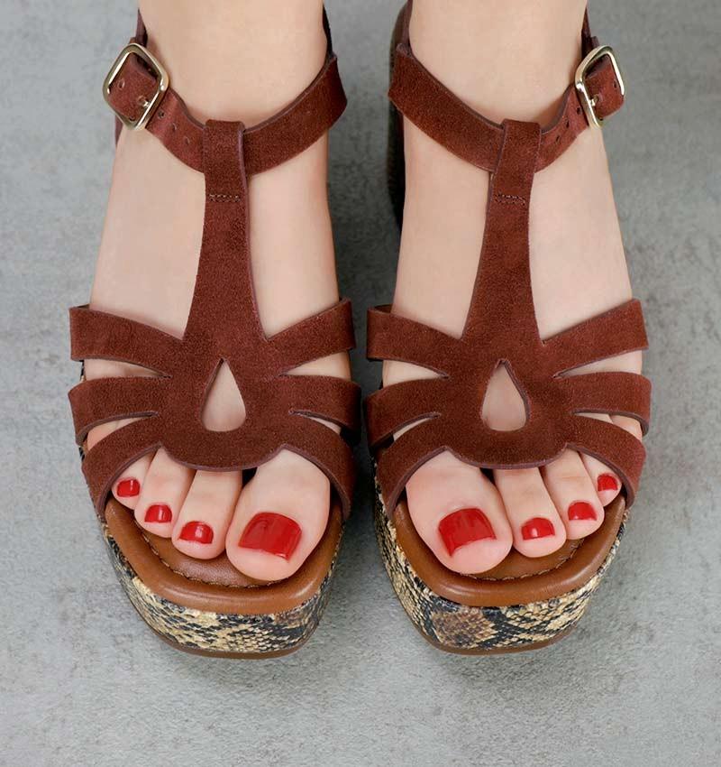 Chie Mihara DUKA BROWN