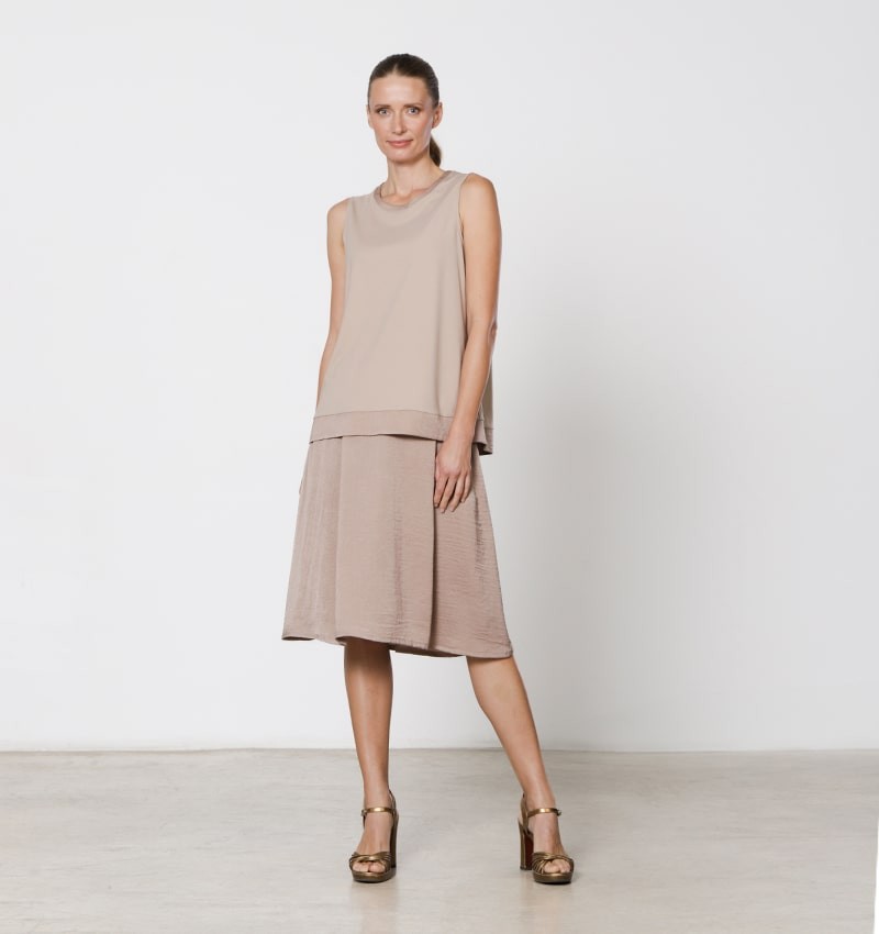 Chie Mihara FALDA FELI NUDE