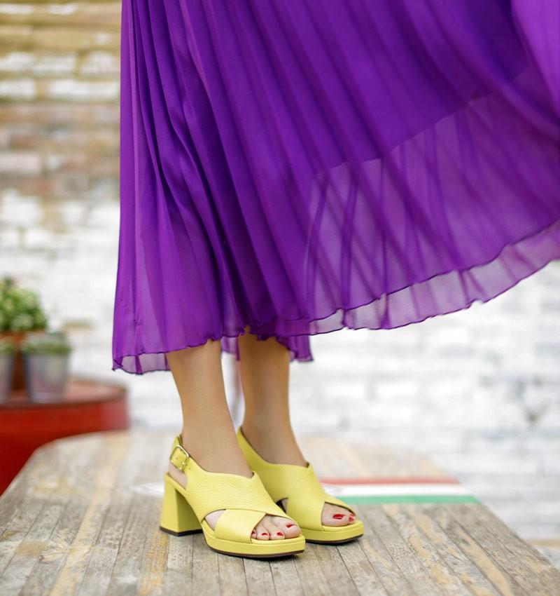 Chie mihara GESTO YELLOW