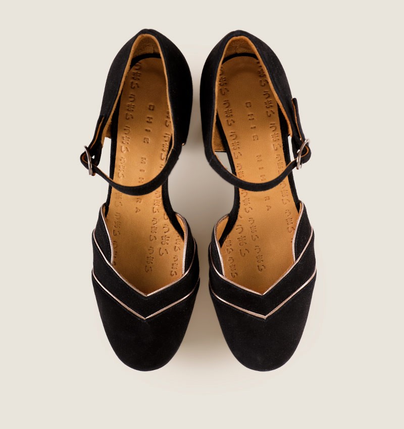 Chie Mihara GRINI BLACK
