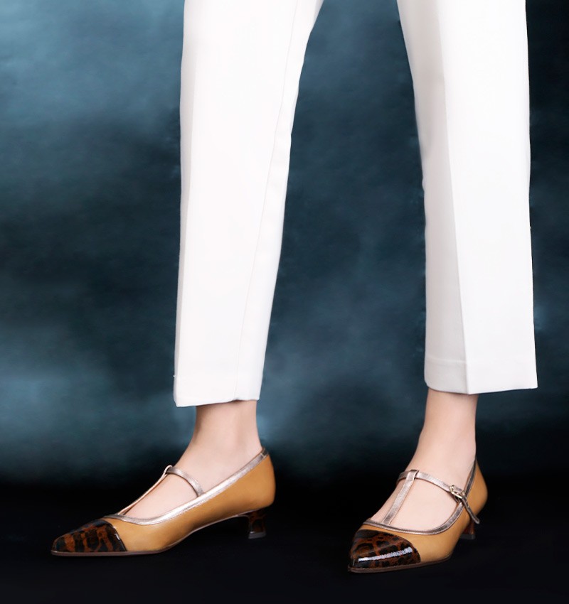 Chie mihara HENU BROWN