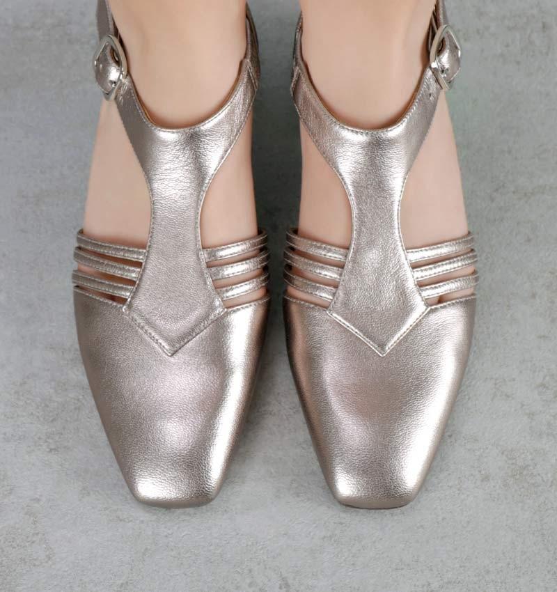 Chie Mihara HEYNA IRON