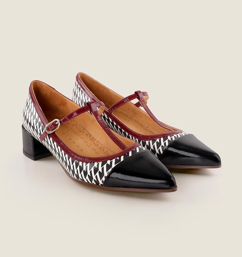 Chie Mihara JENU BLACK & WHITE