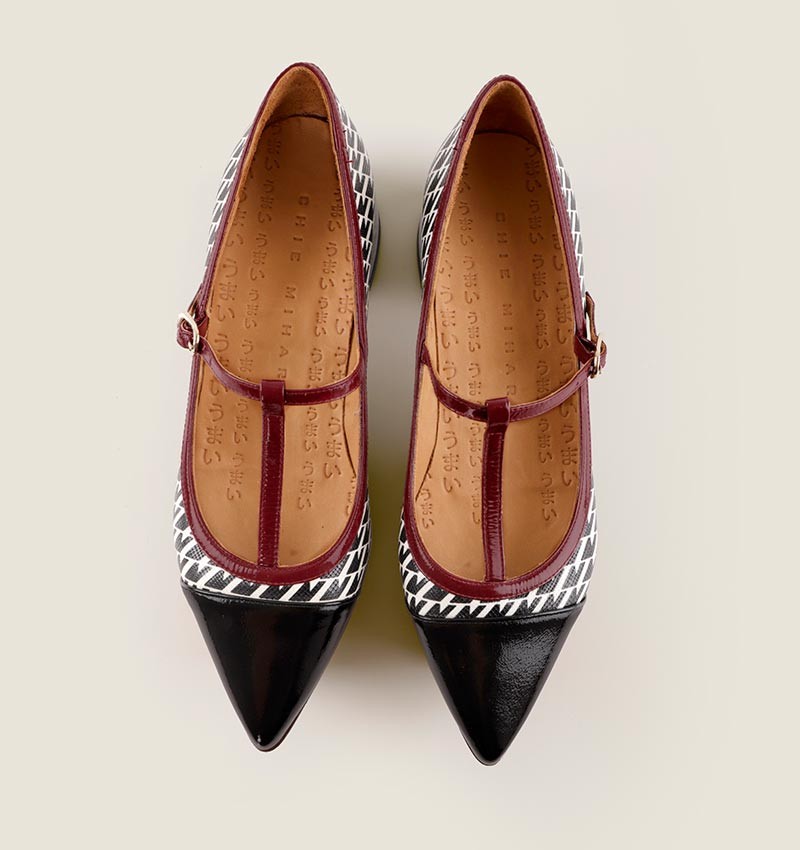 Chie Mihara JENU BLACK & WHITE