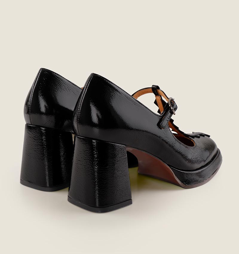 Chie Mihara KIKU BLACK