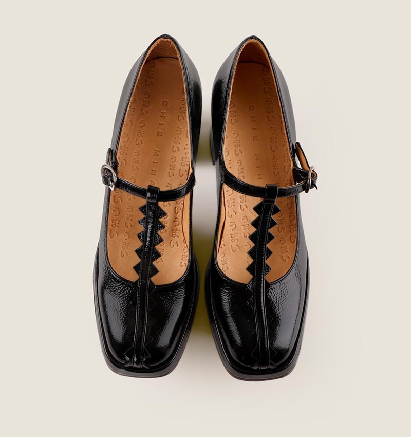 Chie Mihara KIKU BLACK