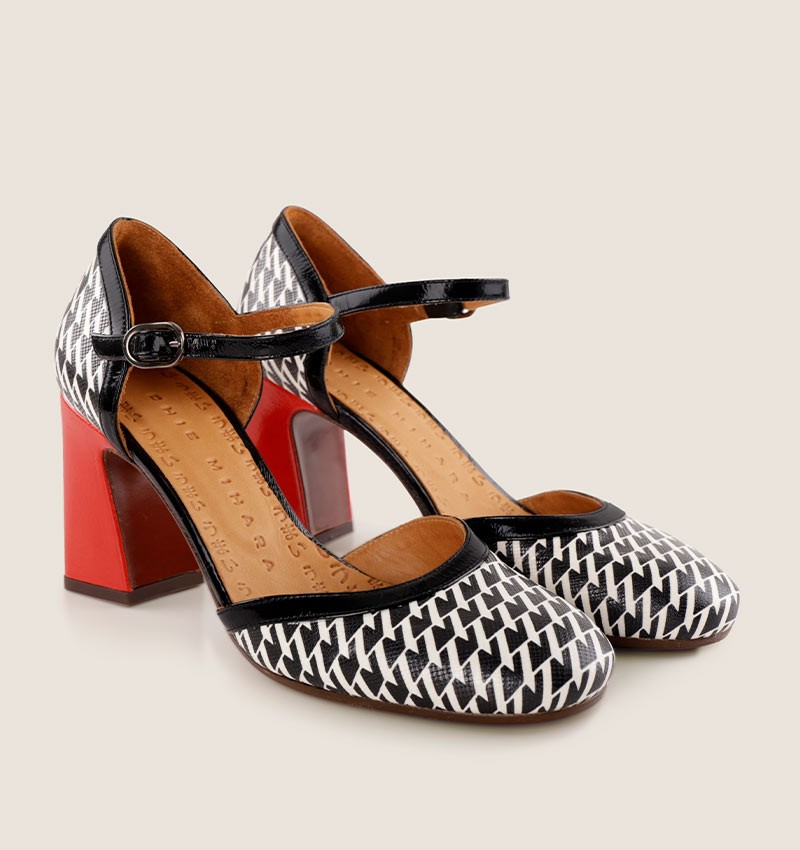 Chie Mihara MAISI BLACK & WHITE