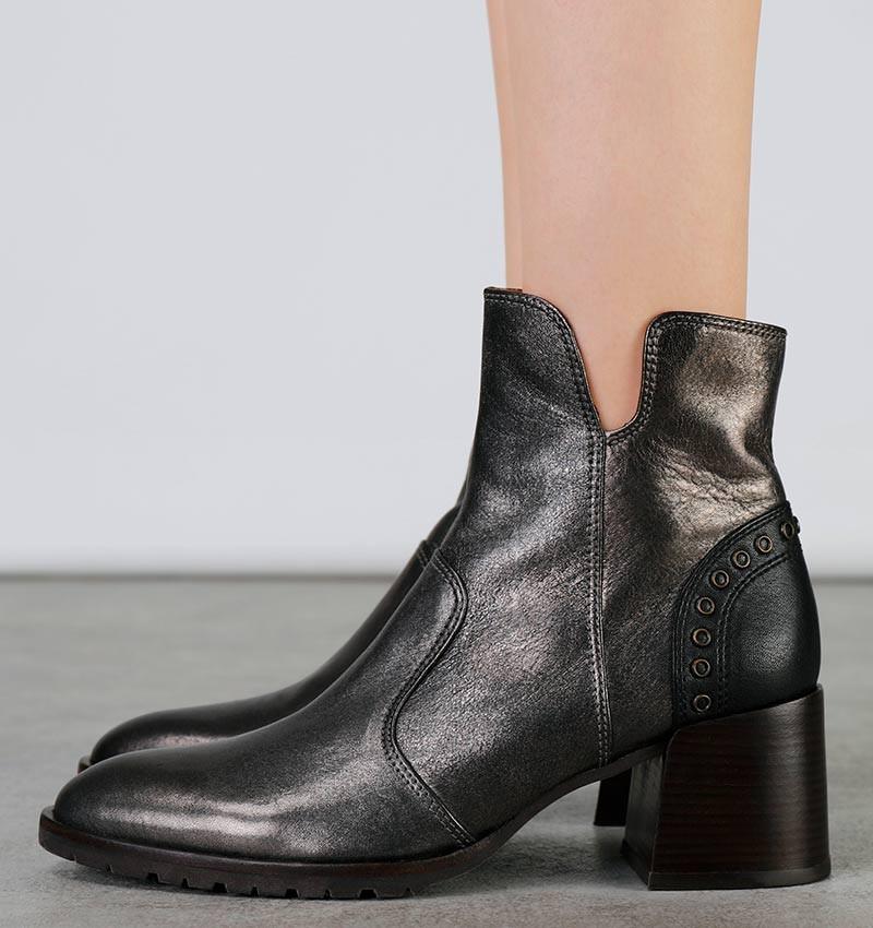 Chie Mihara NAILEA GREY