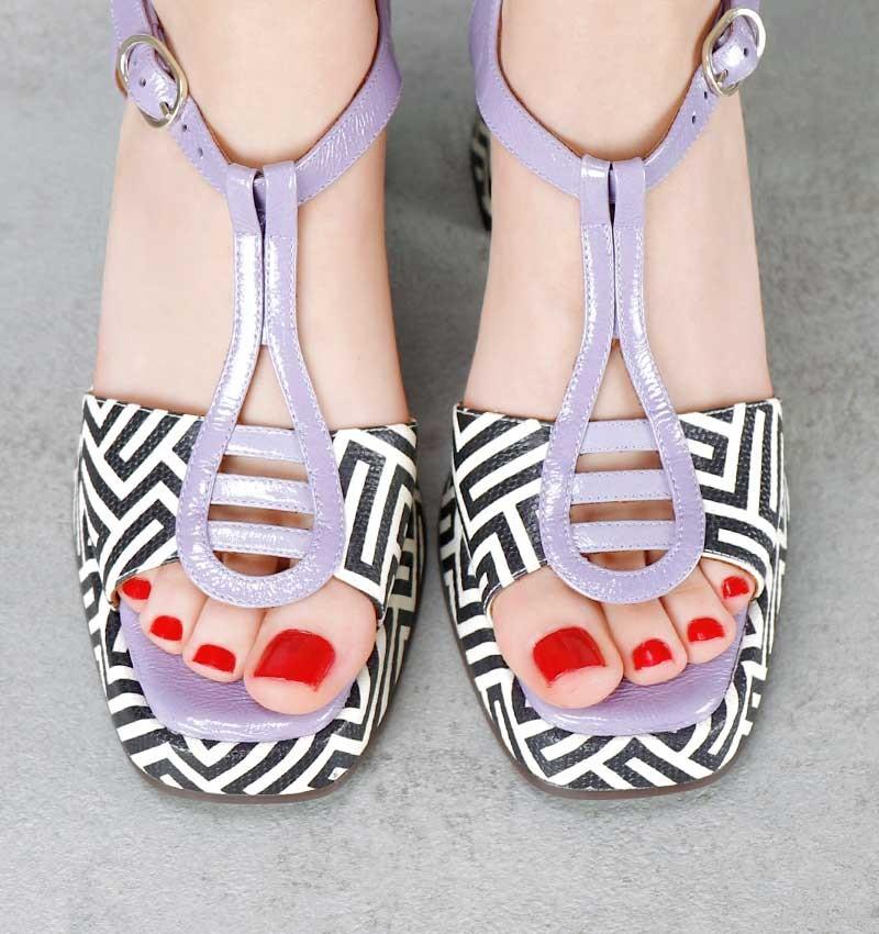 Chie Mihara NEI BLACK & WHITE