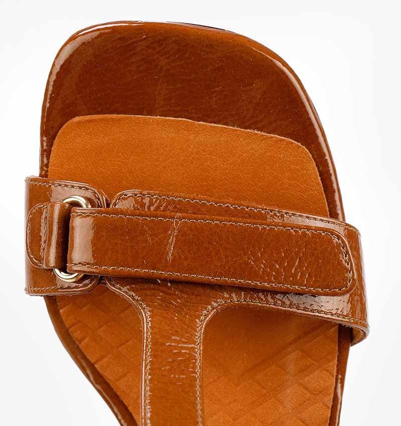 Chie Mihara OKASAN BROWN