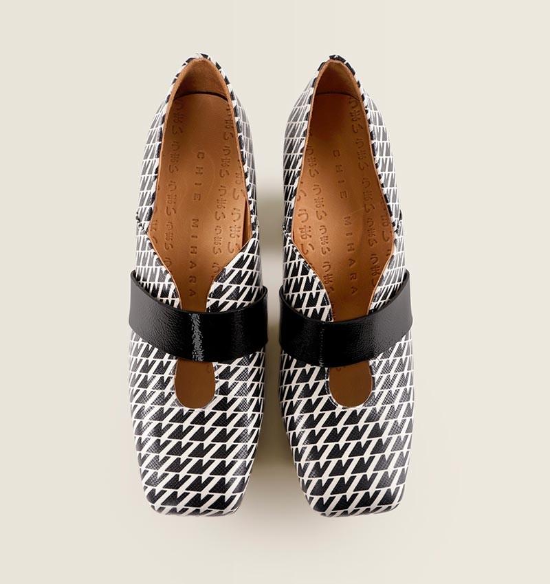 Chie Mihara ORION BLACK & WHITE