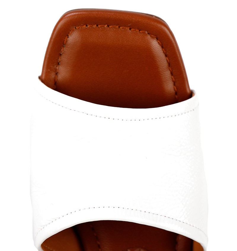 Chie Mihara PEBUCO WHITE