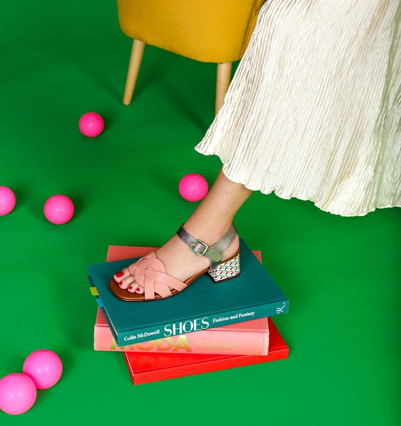 Chie mihara QUAURA PINK