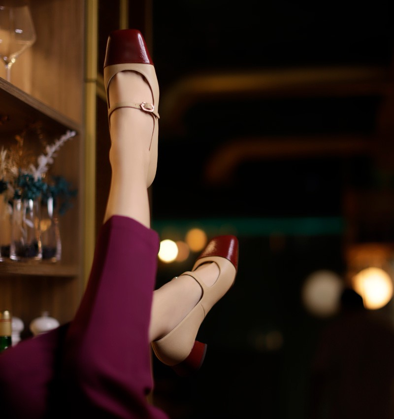 Chie mihara REGIA BEIGE TOP 10