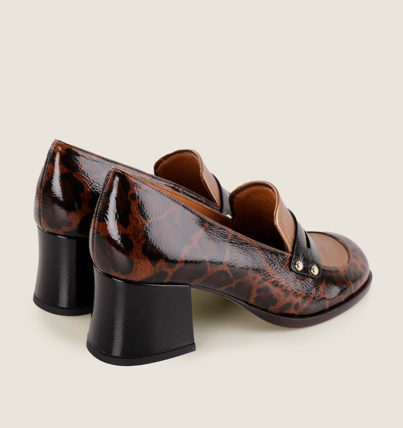 Chie Mihara TADEO BROWN