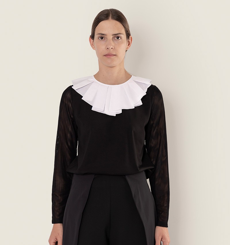 Chie Mihara TOP BILONGA BLANCO Y NEGRO