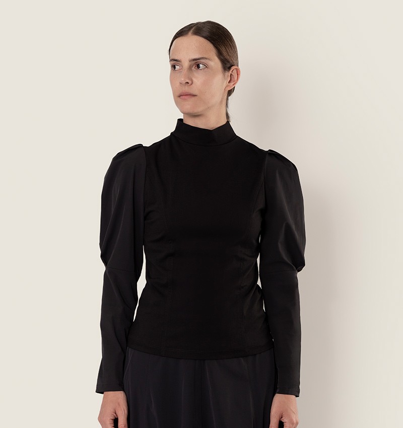 Chie Mihara TOP BRENDA NEGRO