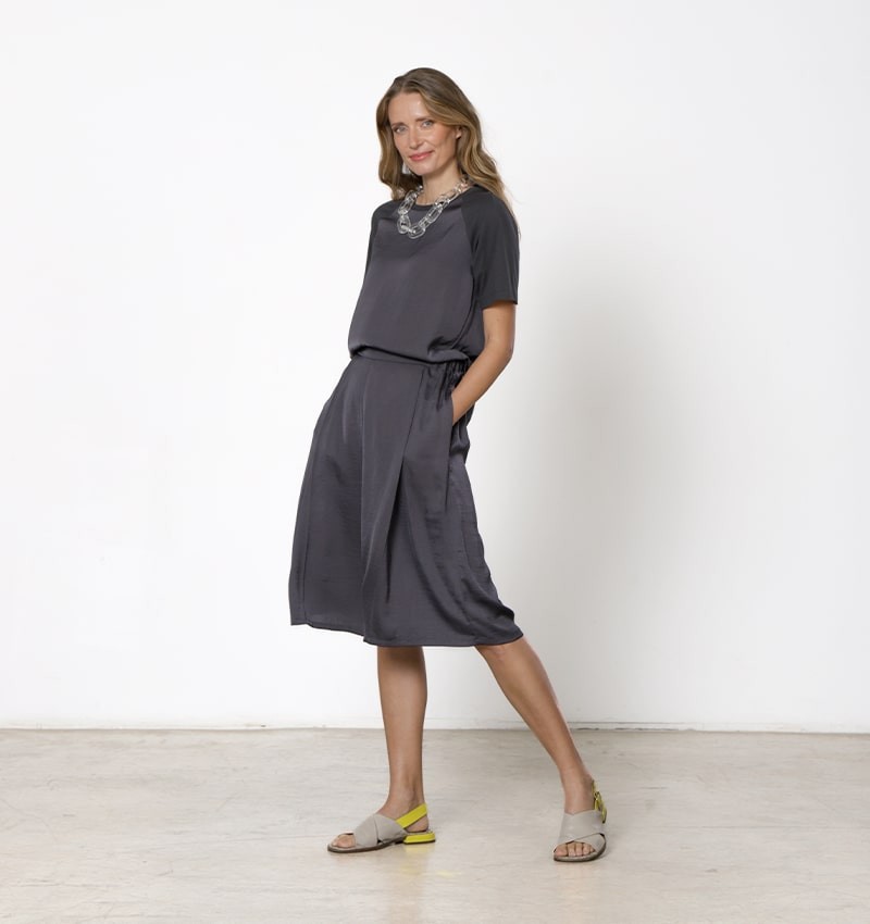 Chie Mihara TOP TULA GRIS