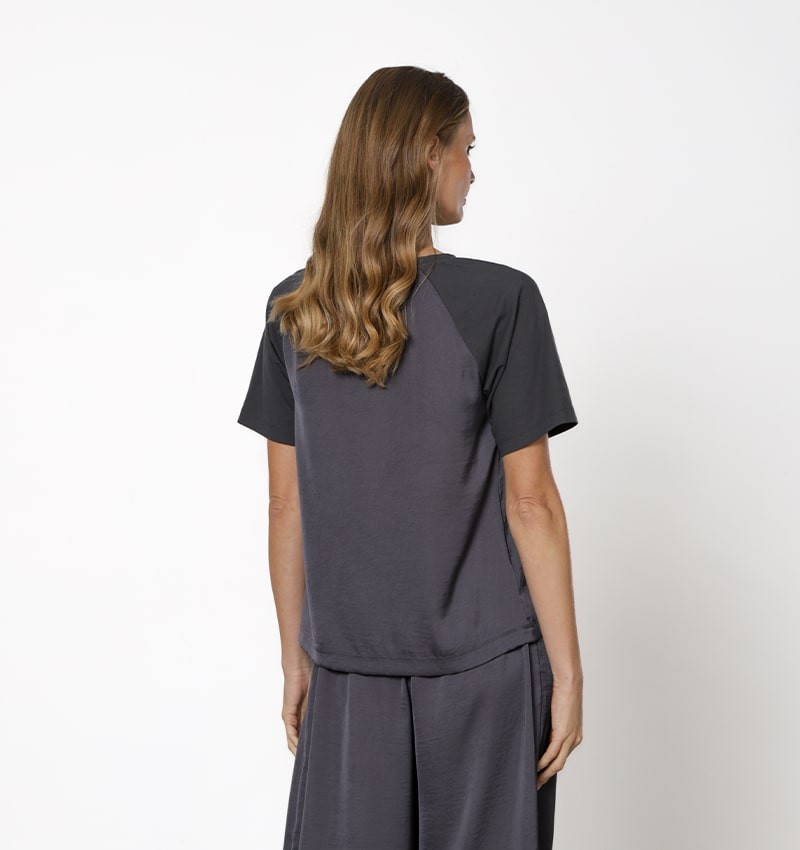 Chie Mihara TOP TULA GRIS