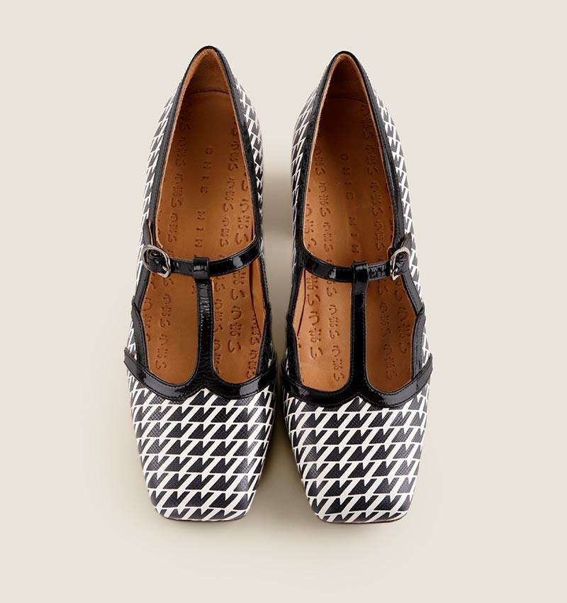 Chie Mihara VYDA BLACK