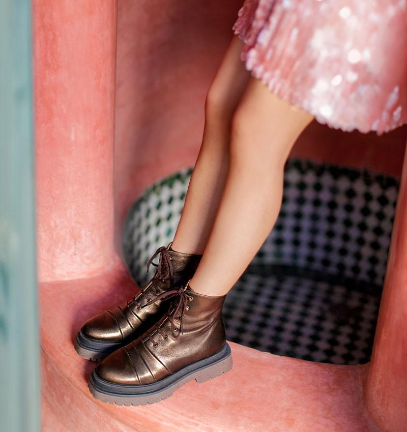 Chie mihara ZACHA BRONZE