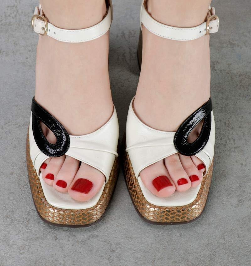 Chie Mihara ZALE OFF-WHITE