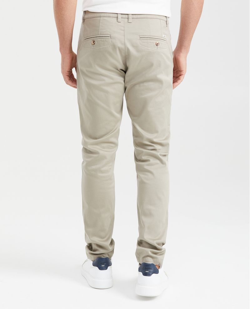 Chevignon Pantalón Tipo Chino Regular Fit Boot Cut Para Hombre
