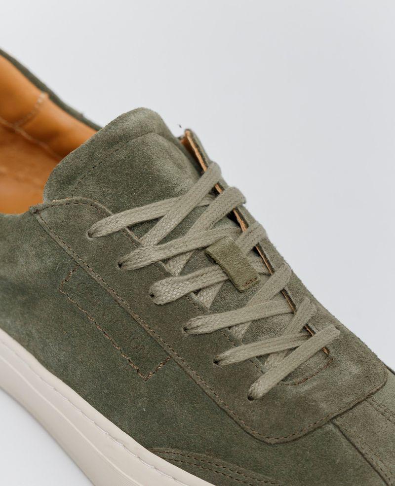 Chevignon Tenis De Hombre En Cuero Gamuzado Caña Baja Horma Básica Estilizada