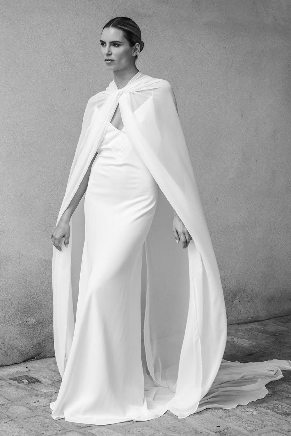 Colour Nude Capa De Novia Yiria | Un Toque Único