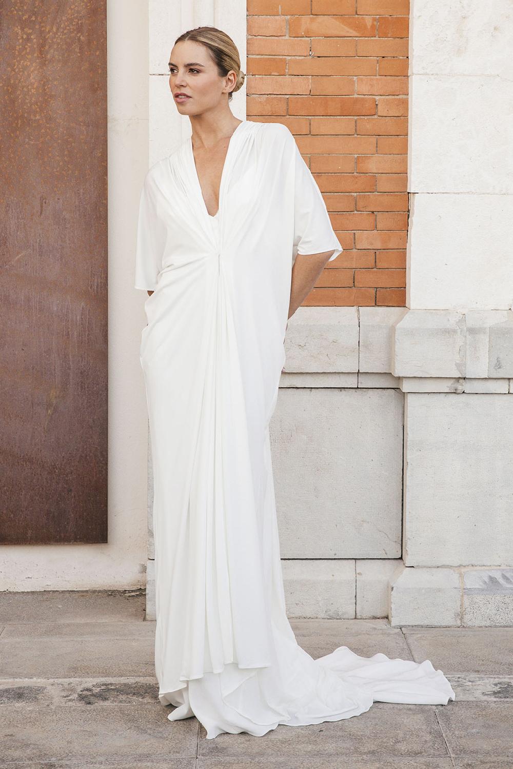 Colour Nude Vestidos De Novia De Seda | Kaftán Runa