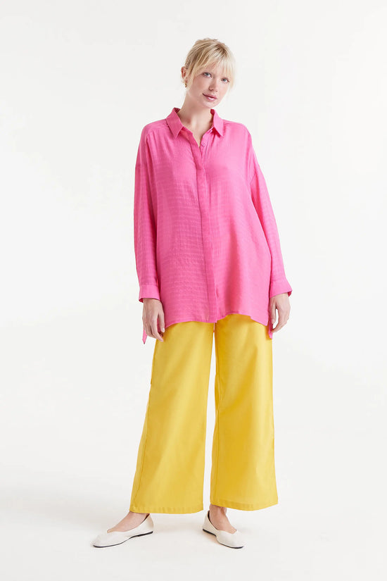 Compania Fantastica Camisa Oversize Fluida Rosa