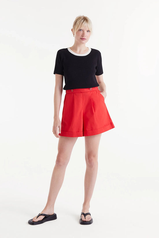 Compania fantastica Shorts botones rojo