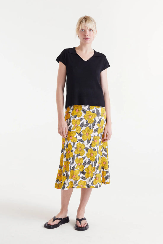 Compania Fantastica Top Punto Escote Pico Negro