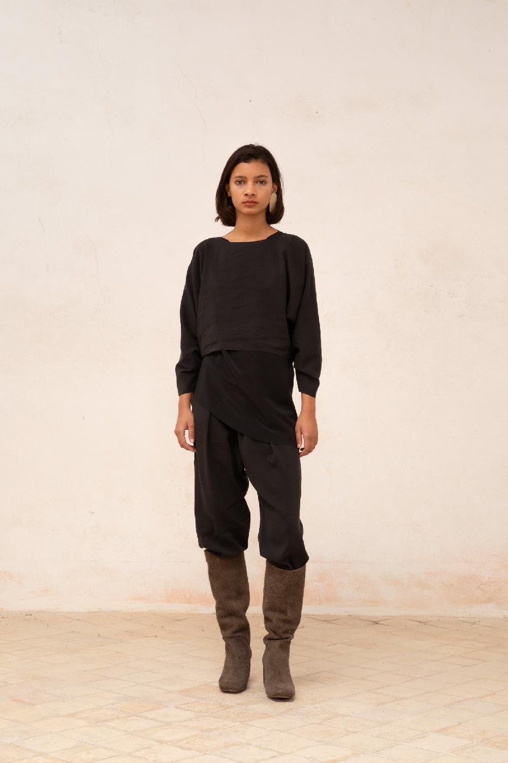 Cortana Amelia Top Holgado En Lino Y Seda Negro