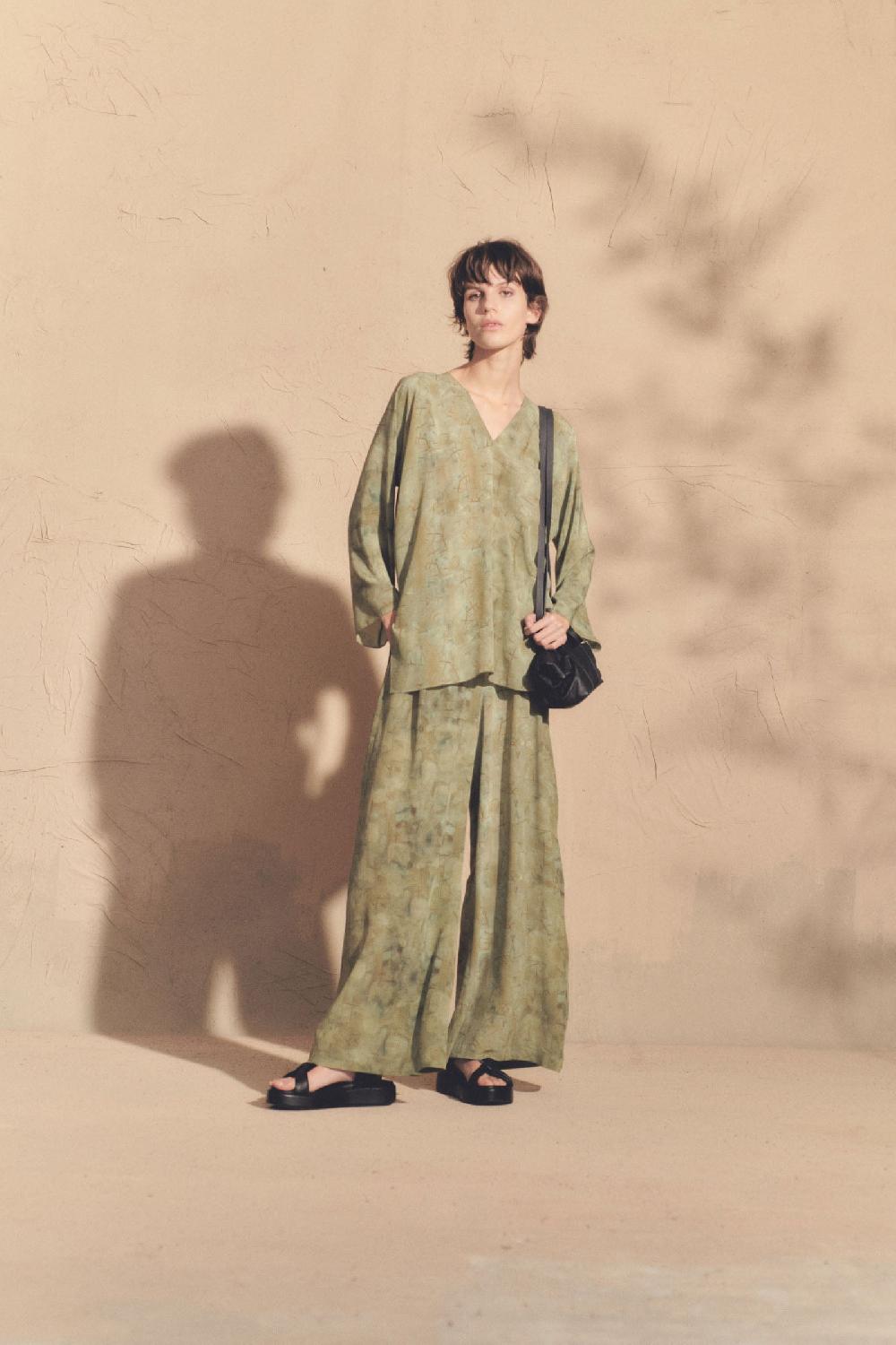 Cortana Amina Top En Seda Amantis Print