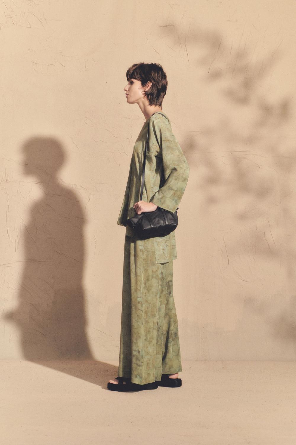 Cortana Amina Top En Seda Amantis Print