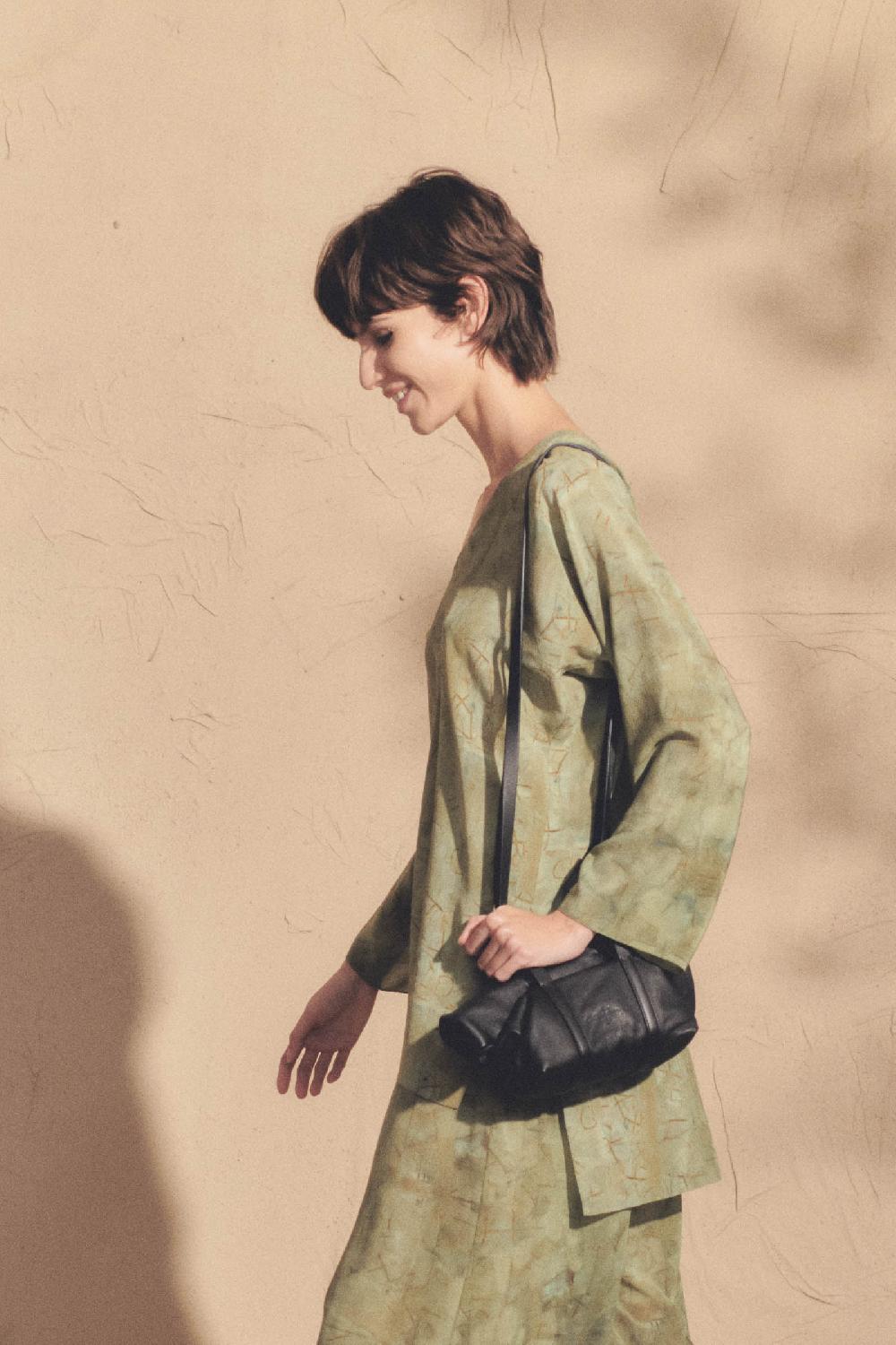 Cortana Amina Top En Seda Amantis Print