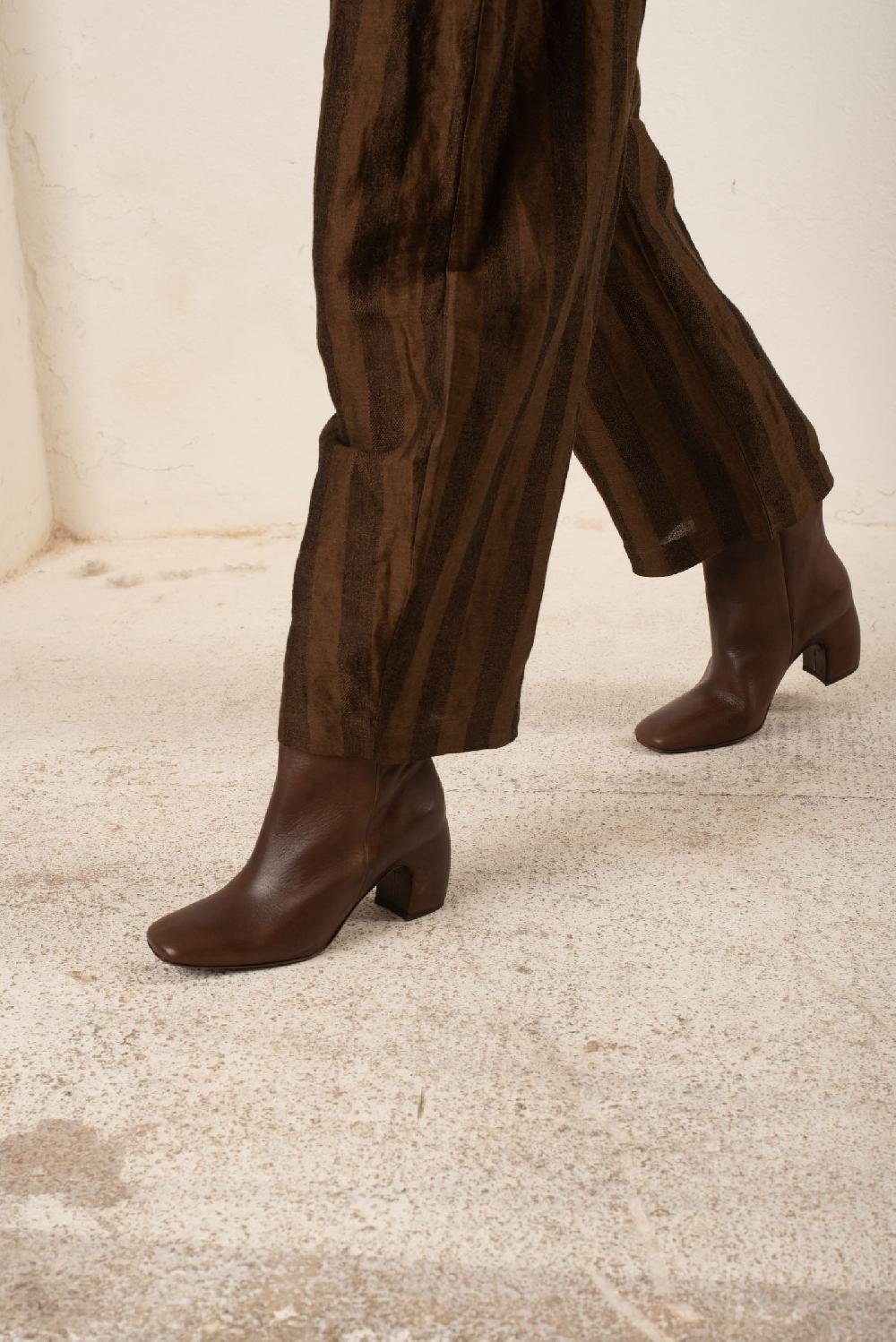 Cortana Camila Botín Marrón