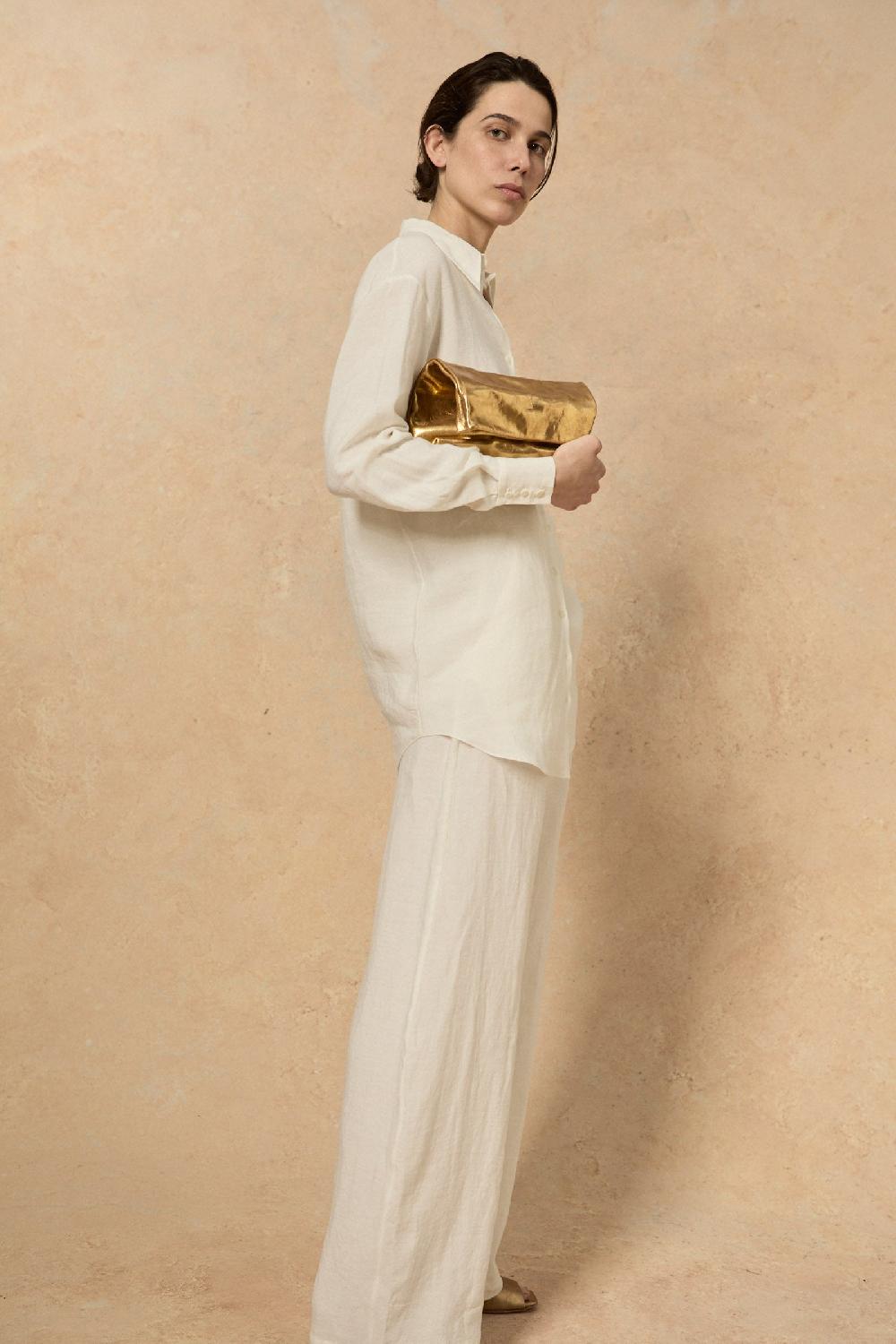 Cortana Delhi S Clutch En Cuero Dorado