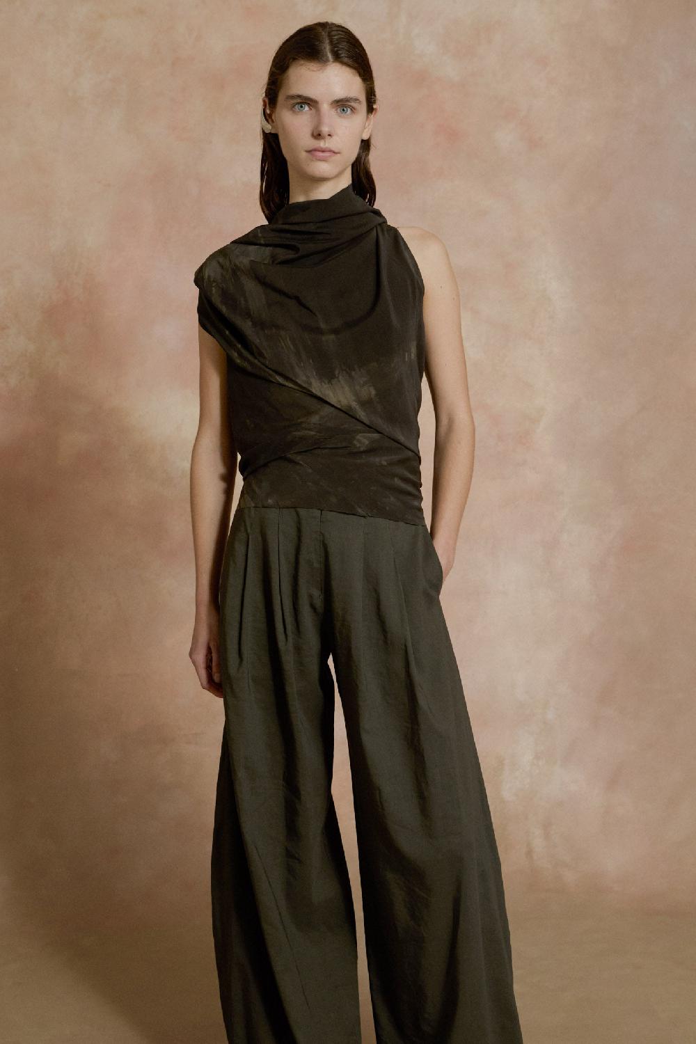 Cortana Dye Top Asimetrico De Seda Stretch