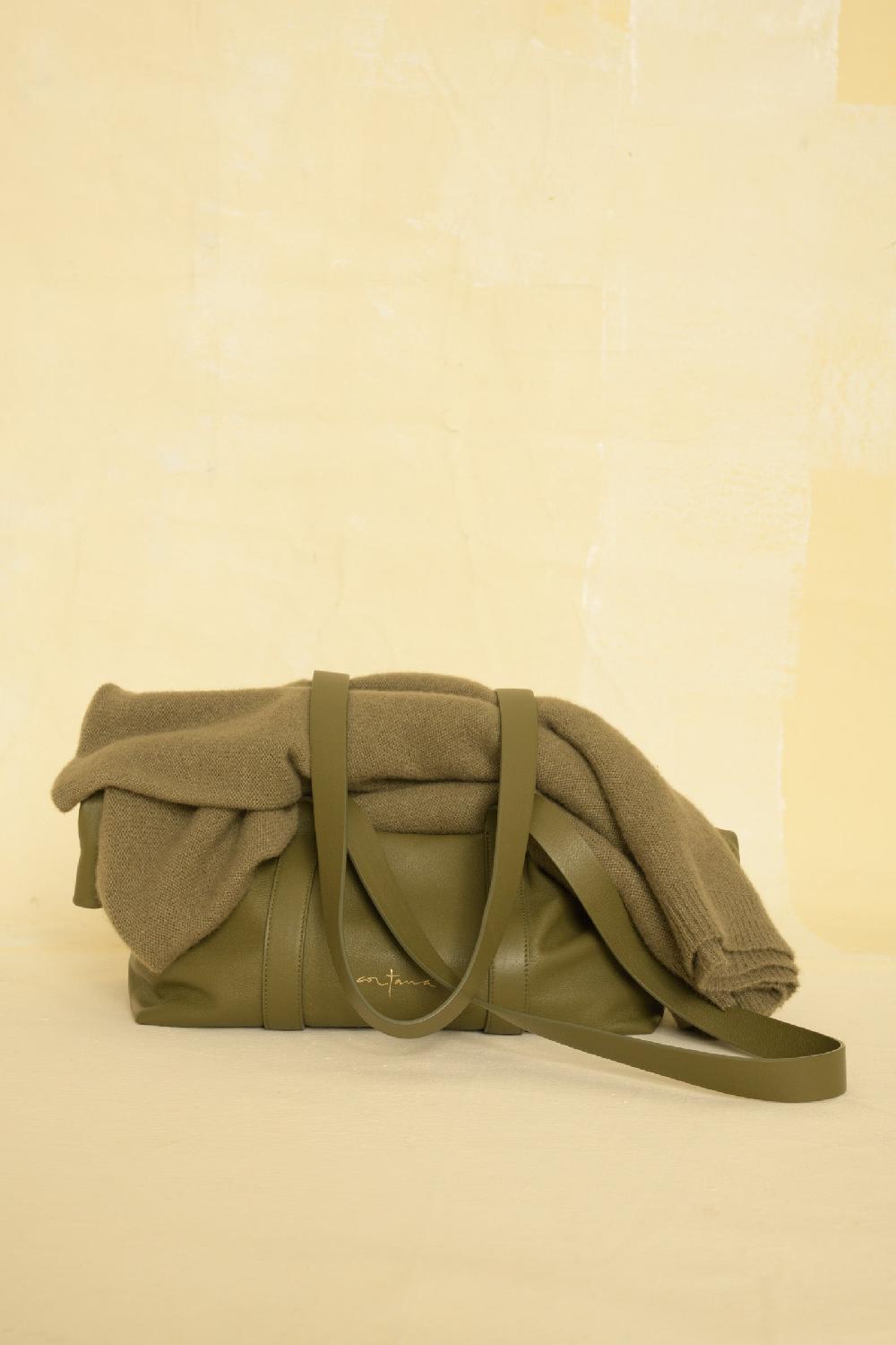 Cortana Folded Bolso En Cuero Verde