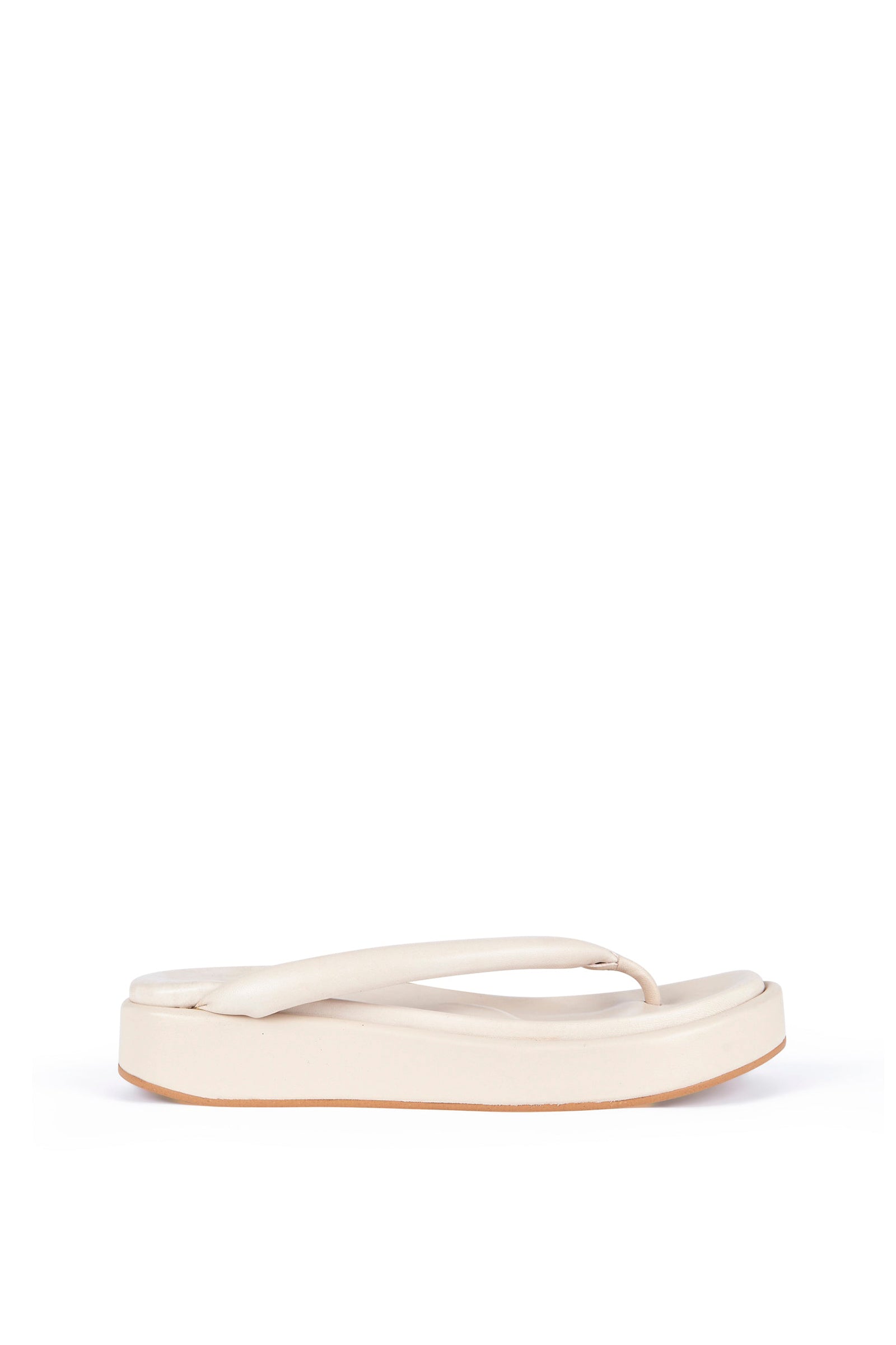 Cortana Geisha sandalia plana en crudo