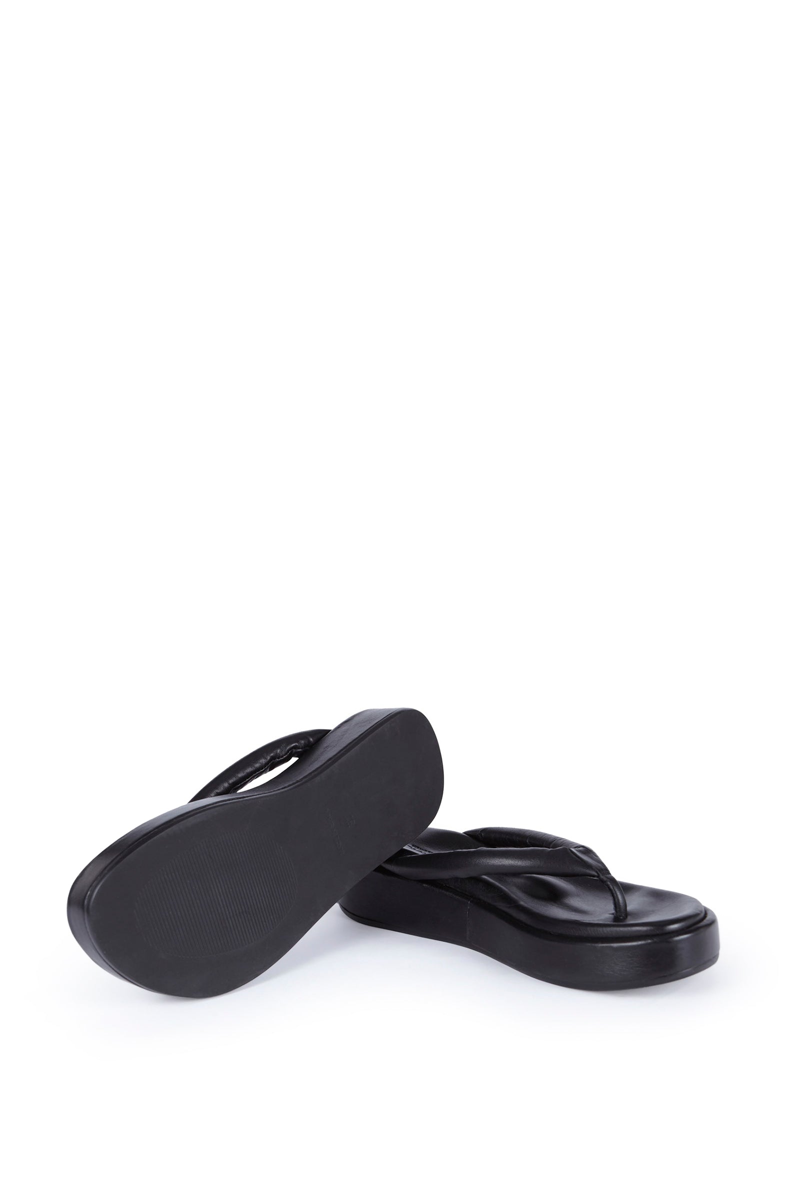 Cortana Geisha Sandalia Plana En Negro