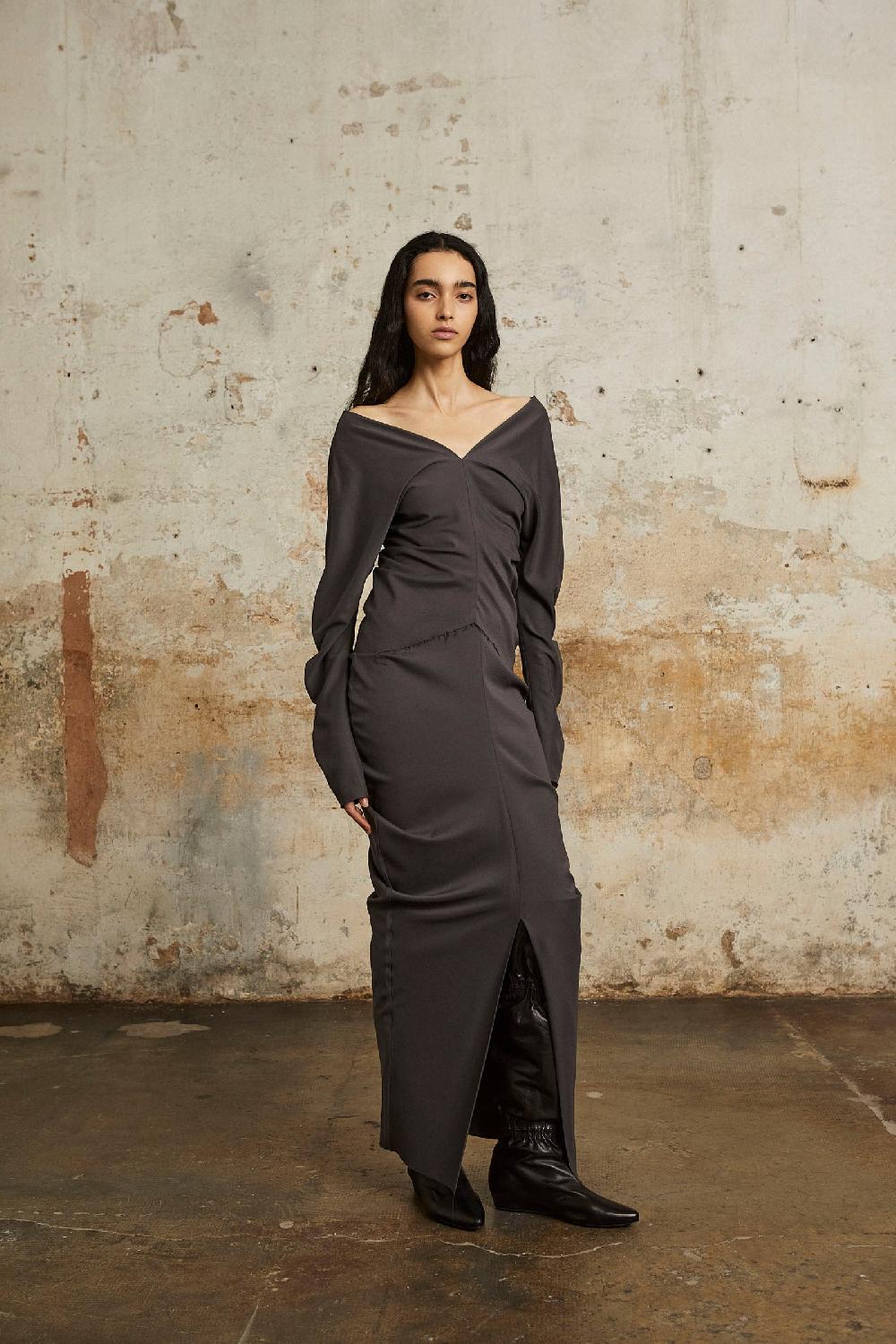 Cortana Kaz Falda Larga De Seda Gris Plomo