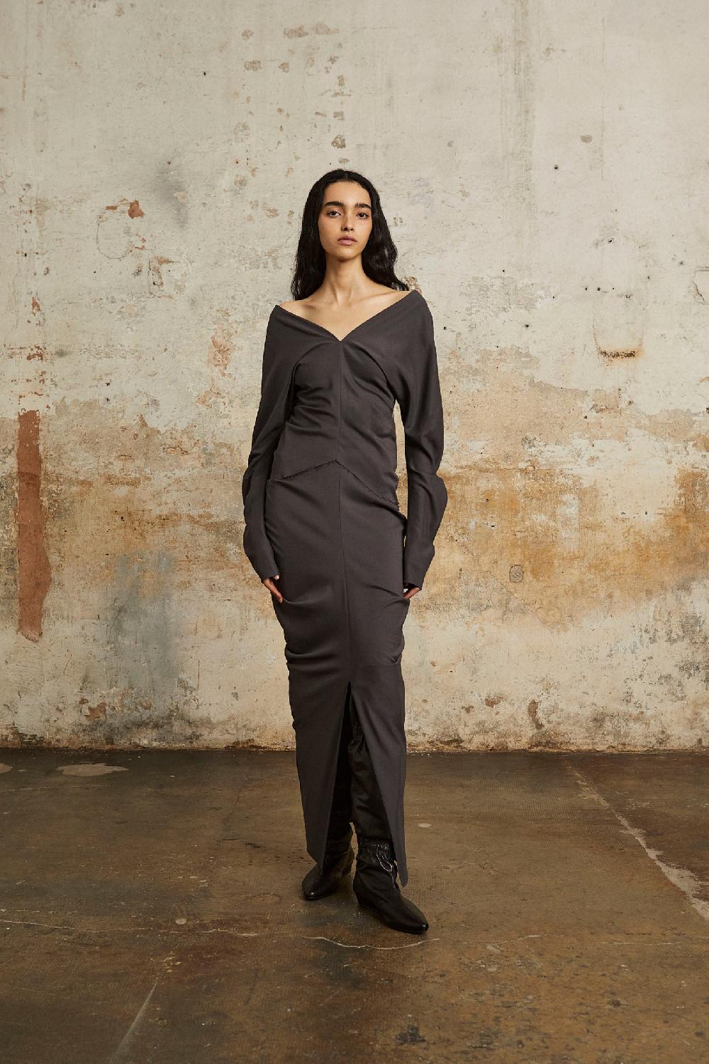 Cortana Kaz Top De Seda Gris Plomo